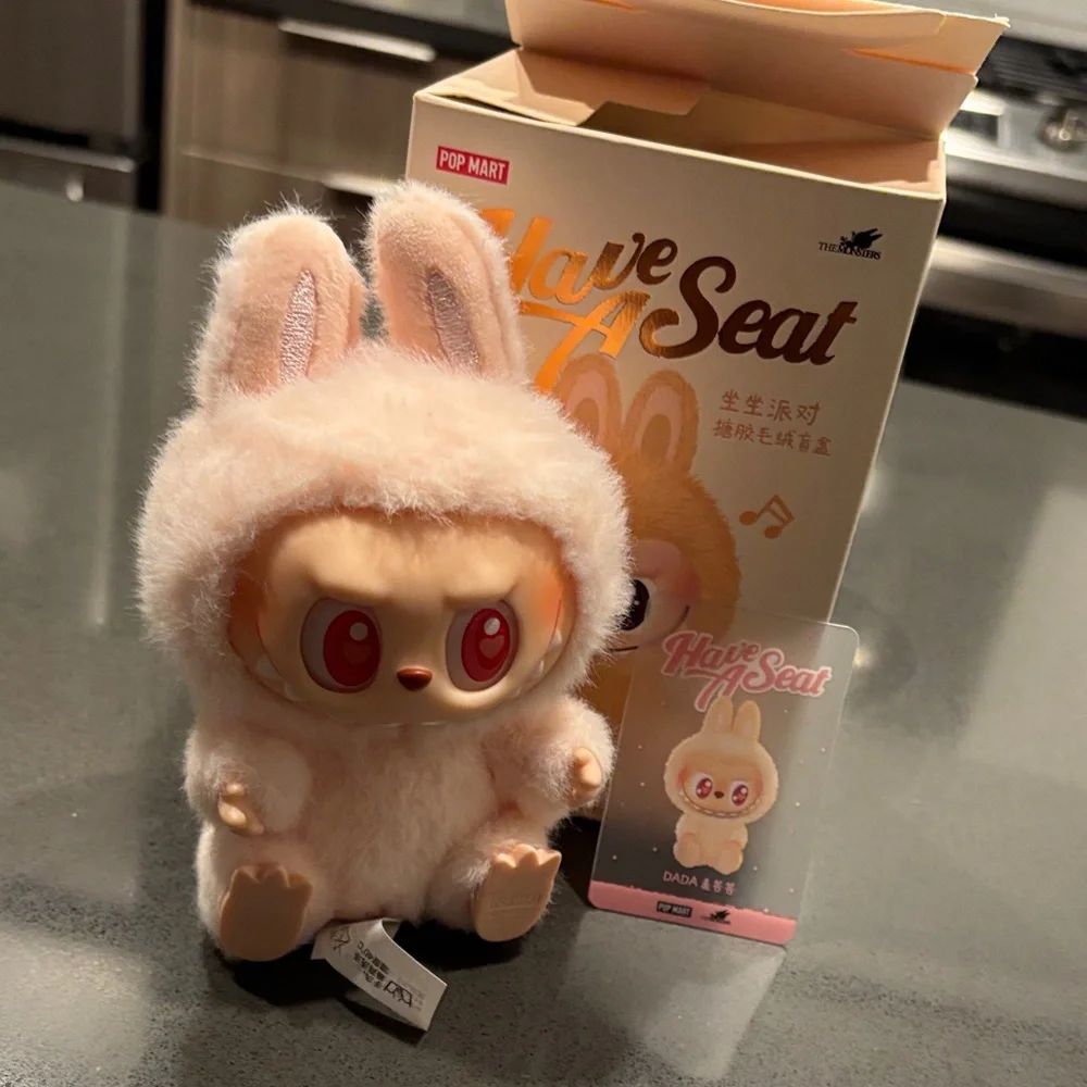 POPMART - Picture 2 of 6